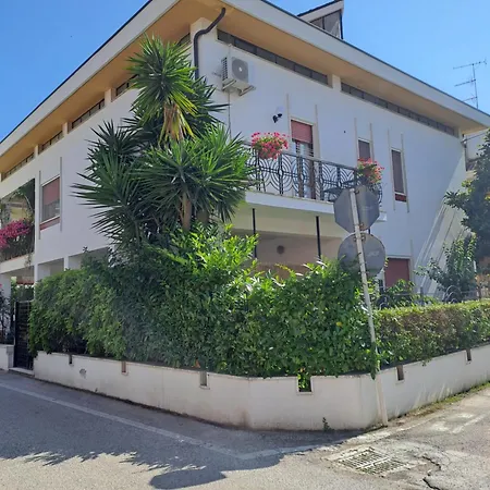 Le Vele Bed & Breakfast Tortoreto